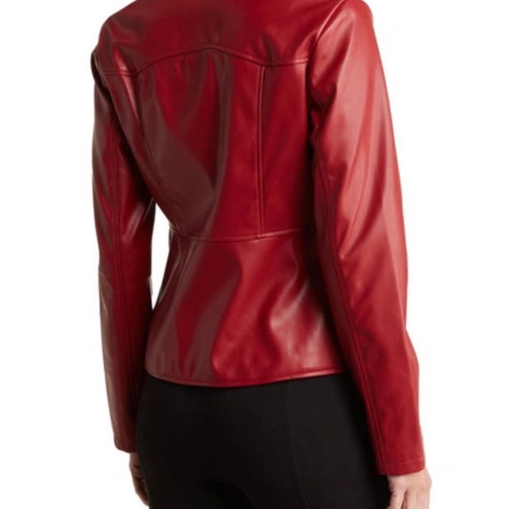 T TAHARI. NWT
Faux Leather Jacket In Red Size-10
